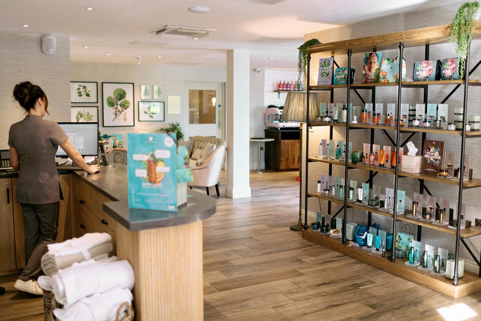The Swan Hotel And Spa Newby Bridge Buitenkant foto